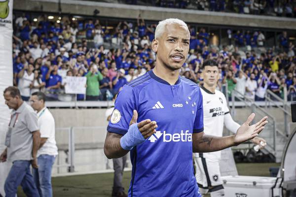 Cruzeiro confirma lesões no joelho Matheus Pereira