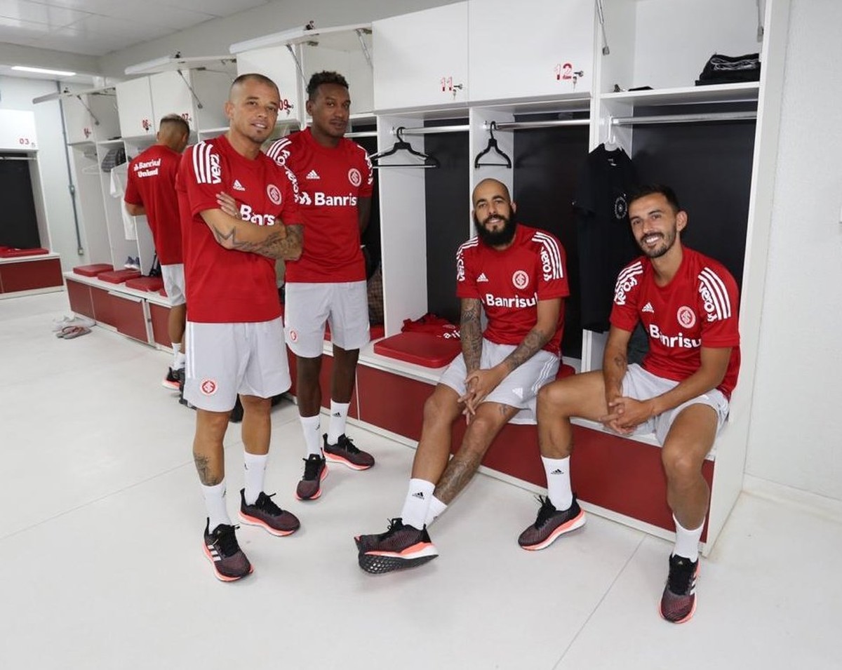 Com problemas musculares, Danilo e Uendel viram baixas do Inter para ...