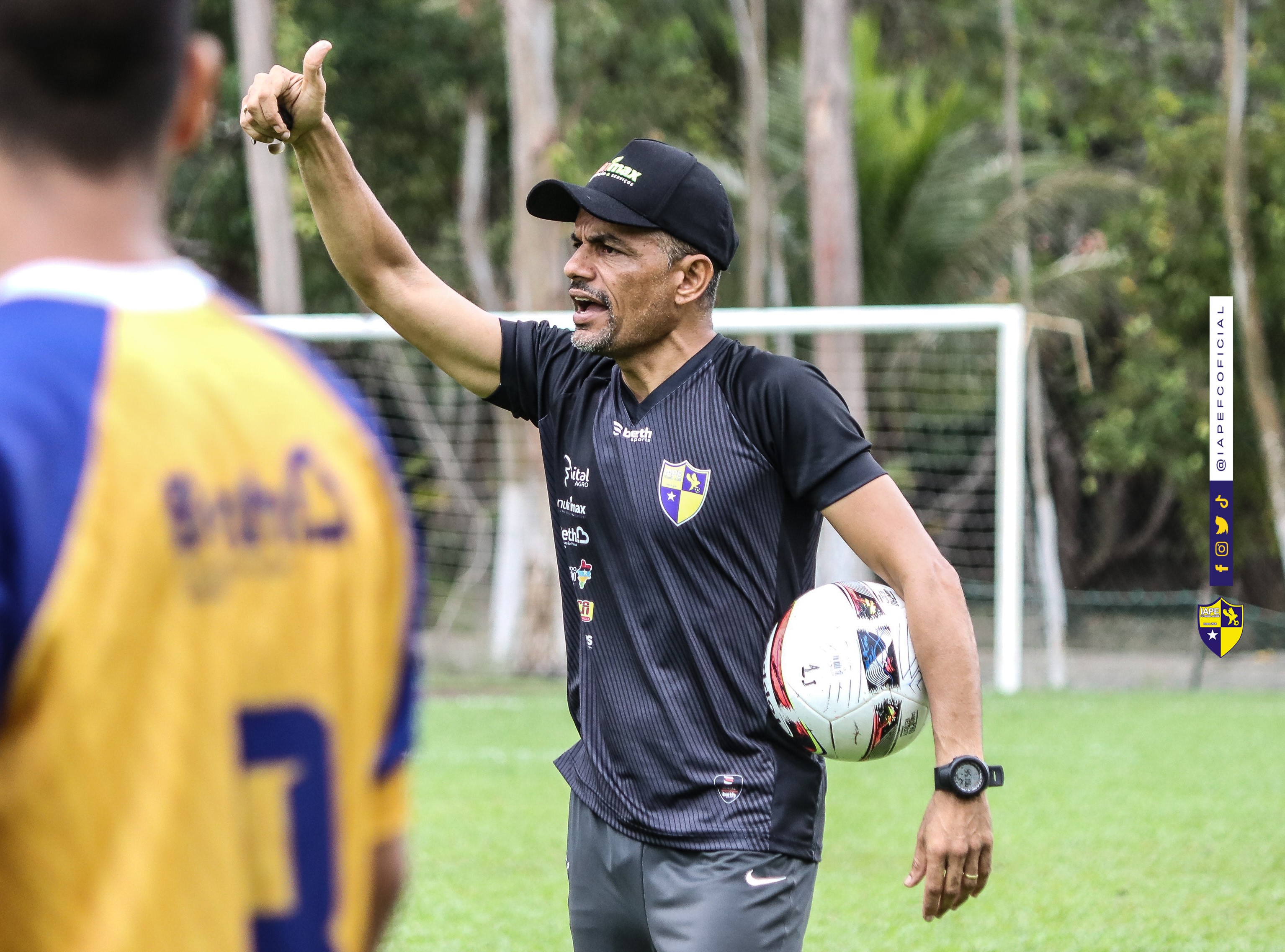 IAPE anuncia contratação do técnico Danilo Brito | Ge