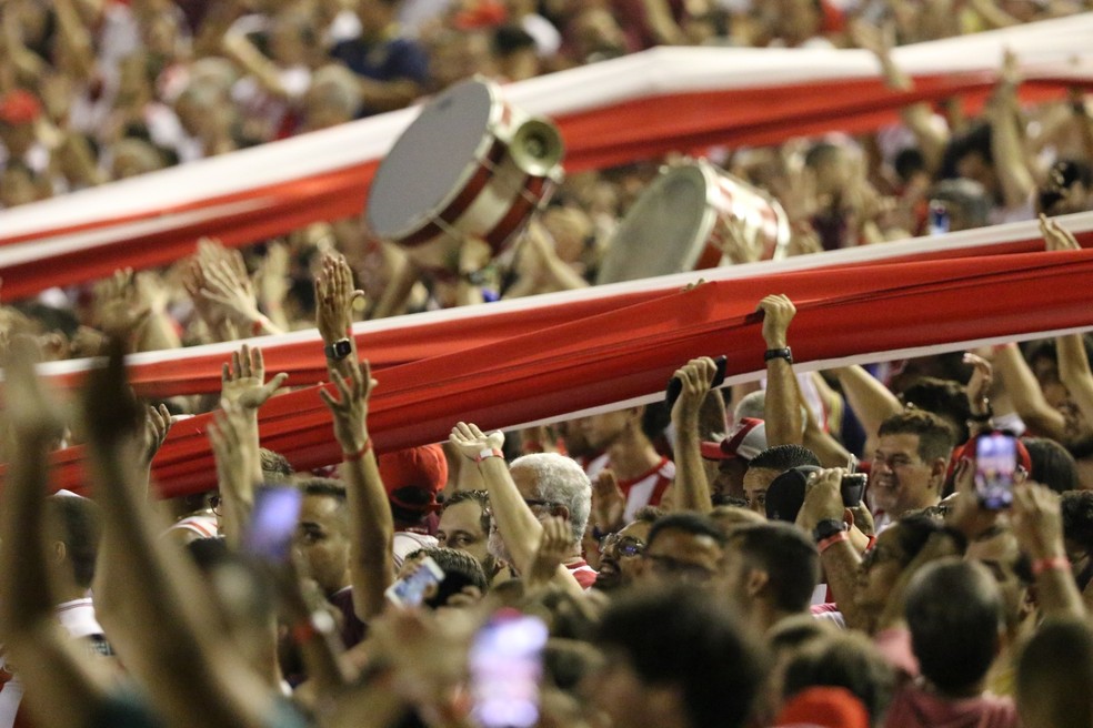 Torcida do Náutico nos Aflitos — Foto: Marlon Costa/Pernambuco Press