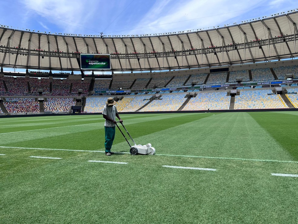 A bola rola às 16h no Maracanã para Flamengo x Atlético-MG — Foto: André Durão