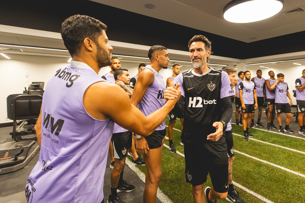 Atlético-MG inicia semana pressionado e terá coletiva de executivo de futebol