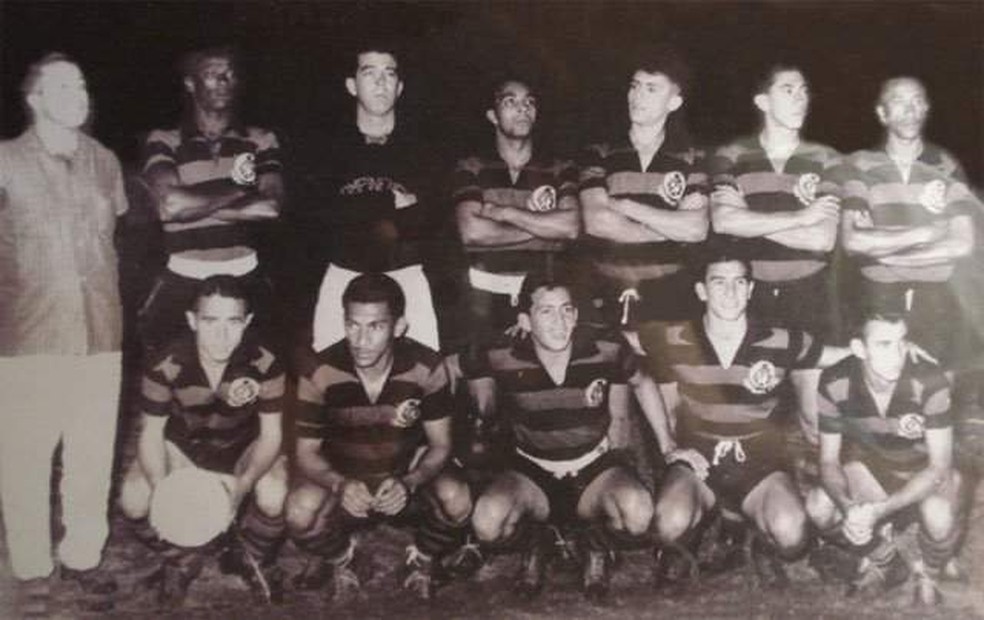 Time do Campinense, na Taça Brasil de 1962: ano da maior representatividade nordestina em uma edição de Campeonato Brasileiro — Foto: Acervo / Campinense