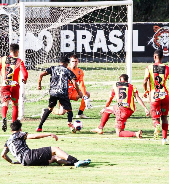 Rio Branco vence Jabaquara, elimina rival e se mantém vivo na