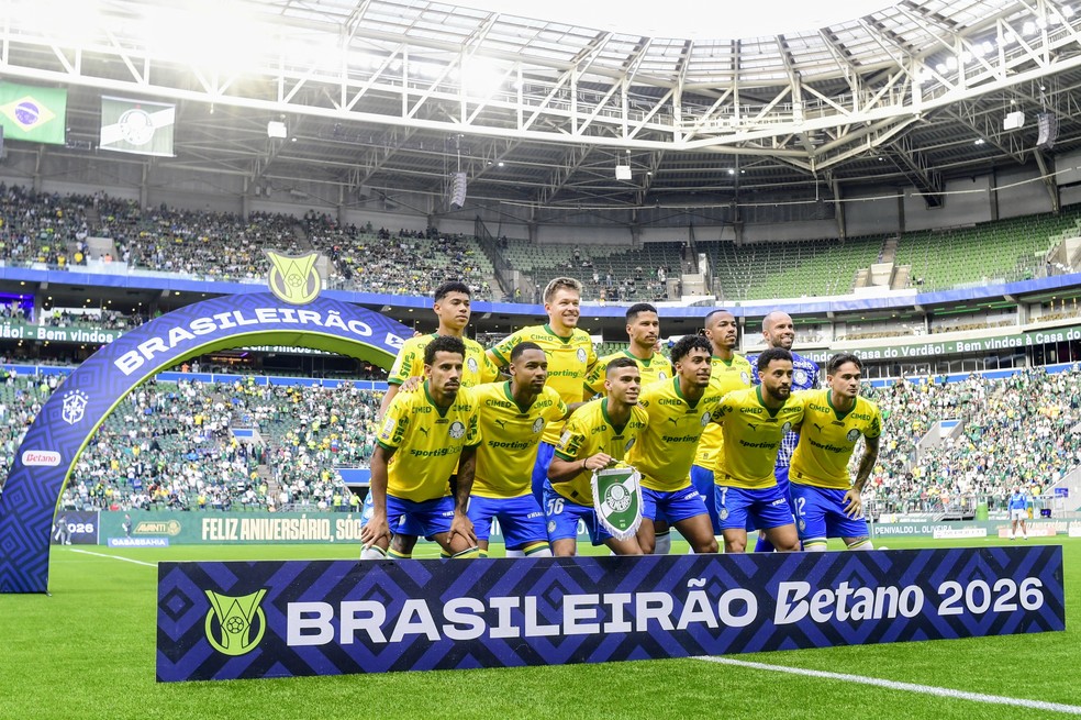 FIM DE JOGO! Palmeiras vence com gol de Paulinho no fim da partida