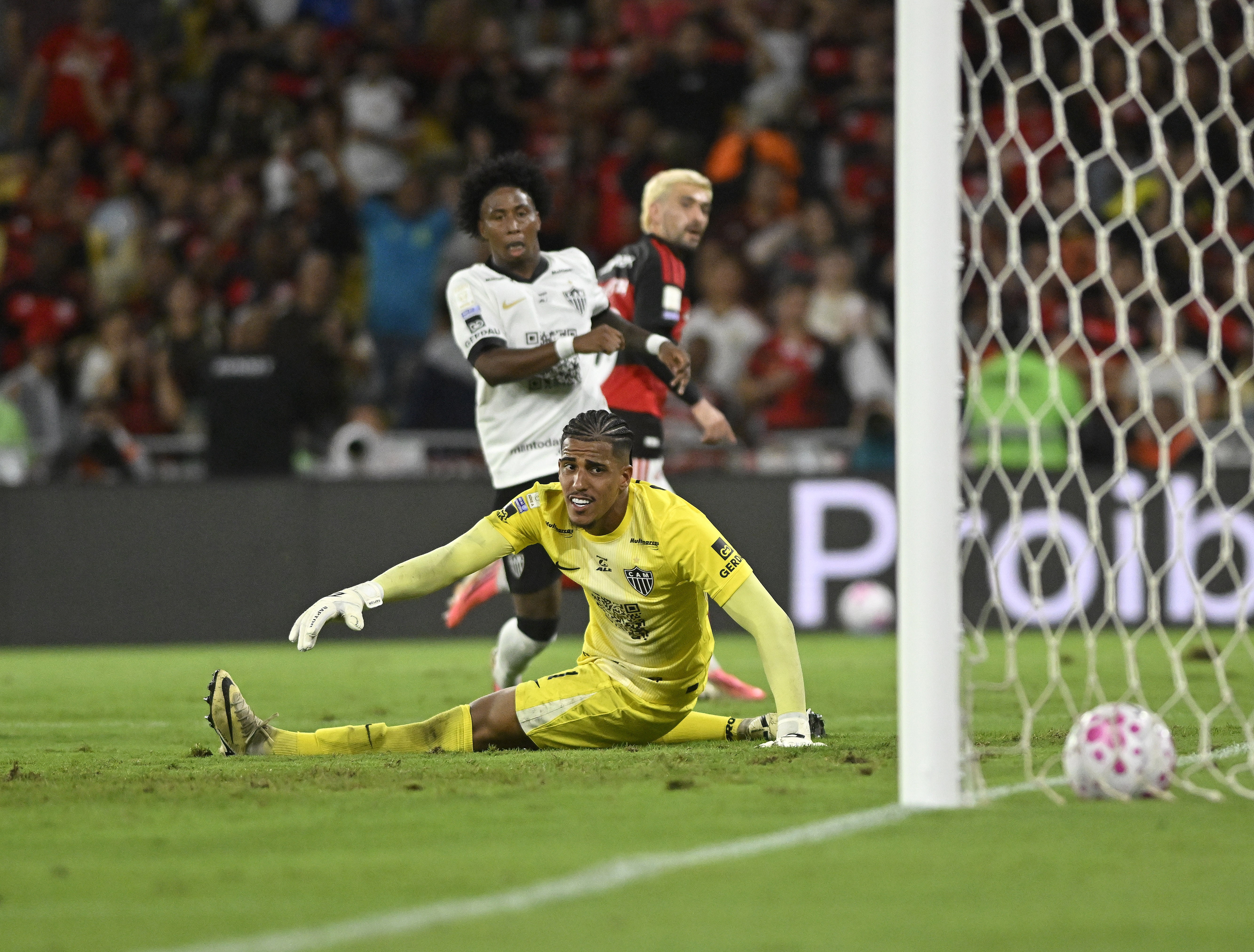 "Tínhamos que fazer mais" — Arrascaeta vê virada do Flamengo como resposta pós-eliminação na Libertadores