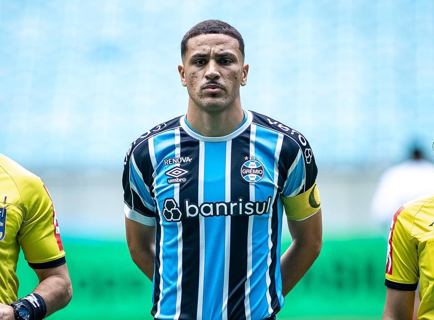 Piauí acerta contratação do zagueiro João Ramos, ex-Grêmio e São José-SP, para 2026