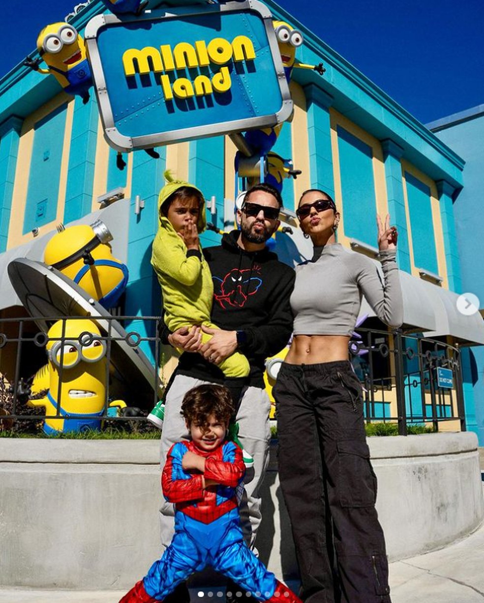 Everton Ribeiro com a família nos Estados Unidos — Foto: Reprodução