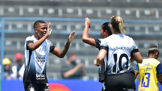 Corinthians goleia São José e vai encarar o São Paulo na semifinal do Paulistão Feminino