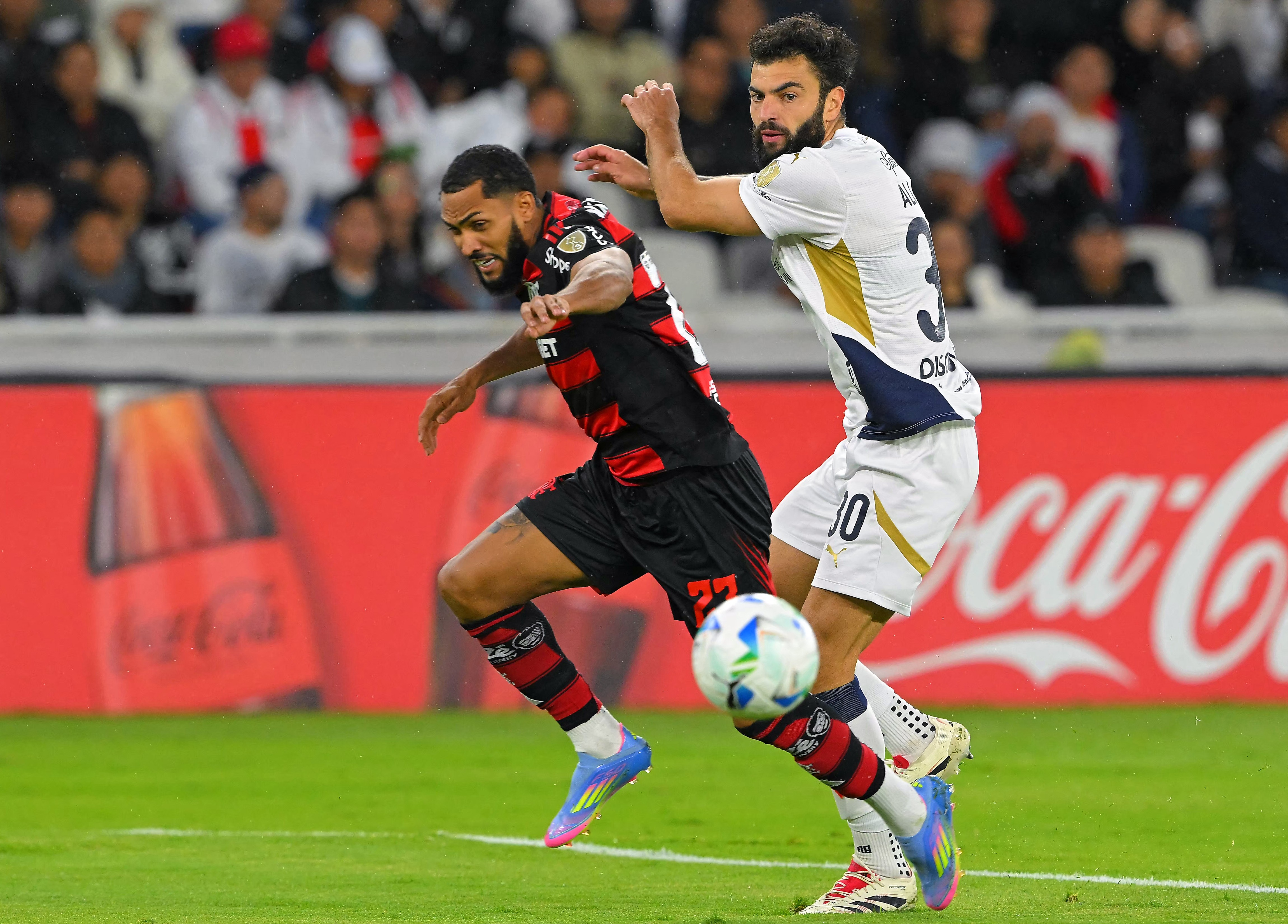 Flamengo domina, porém não finaliza em jogo acessível