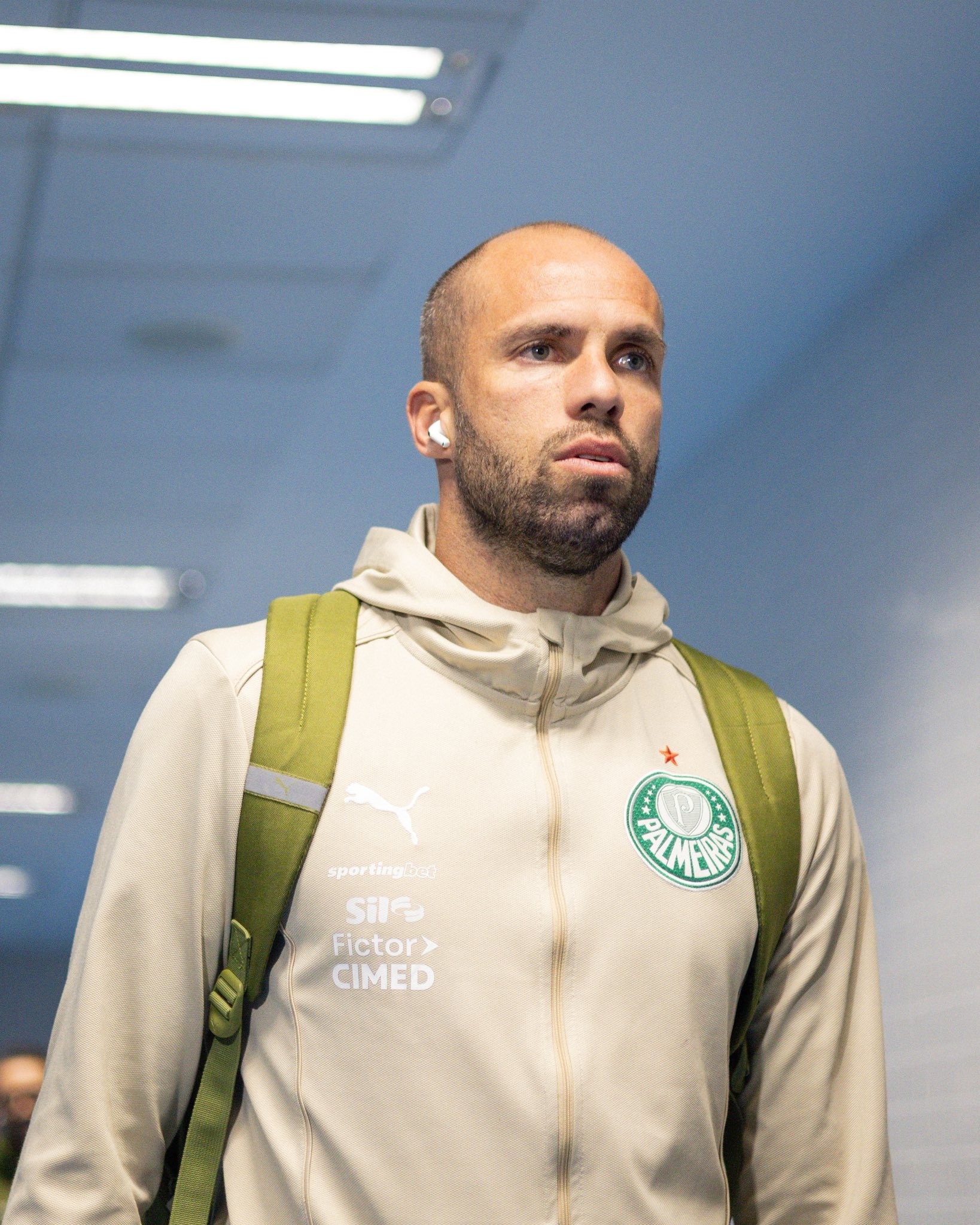 Palmeiras avança em negociações e oferece renovação para Marcelo Lomba; futuro indefinido