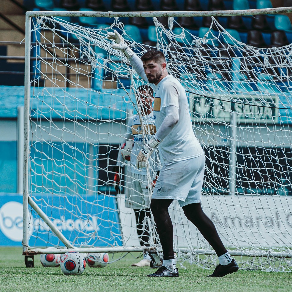 Goleiro Alan Bernardon em treino pelo Paysandu — Foto: John Wesley/Paysandu