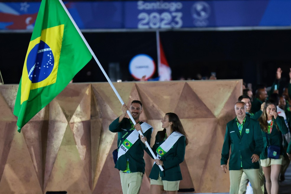 Chile abre Jogos Pan-Americanos com show de cores, música e dança; veja  imagens - Folha PE