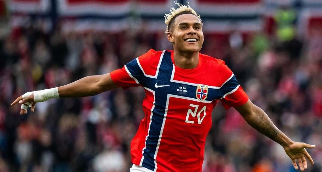 Não é só Haaland: quem é o "Neymar norueguês" que chega em alta para a Copa do Mundo