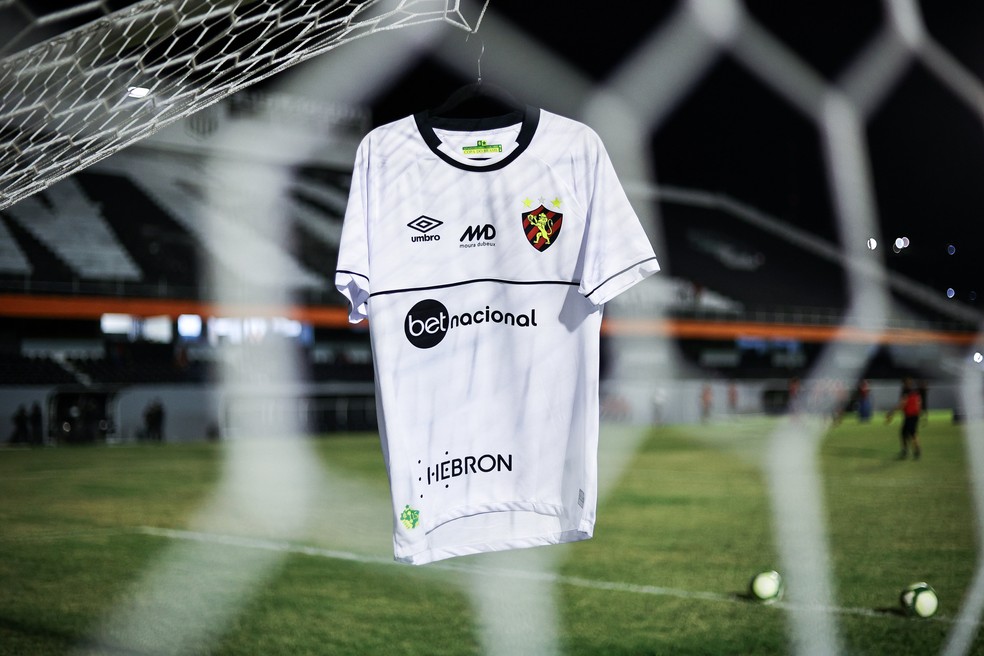 BetNacional j estampou a camisa do Sport no passado  Foto: @paulopaivafoto/@sportrecife
