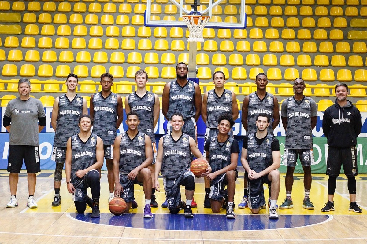 Base do São José Basketball estreia na LDB contra o Maringá