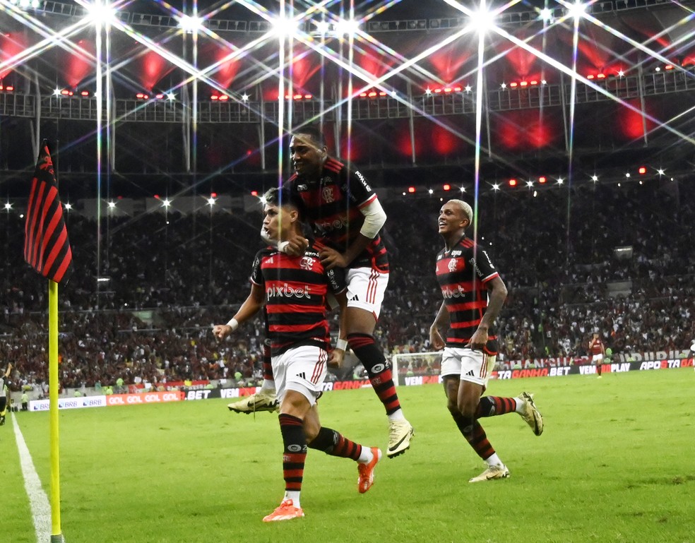 Flamengo tem a maior sequência de vitórias da Série A — Foto: André Durão