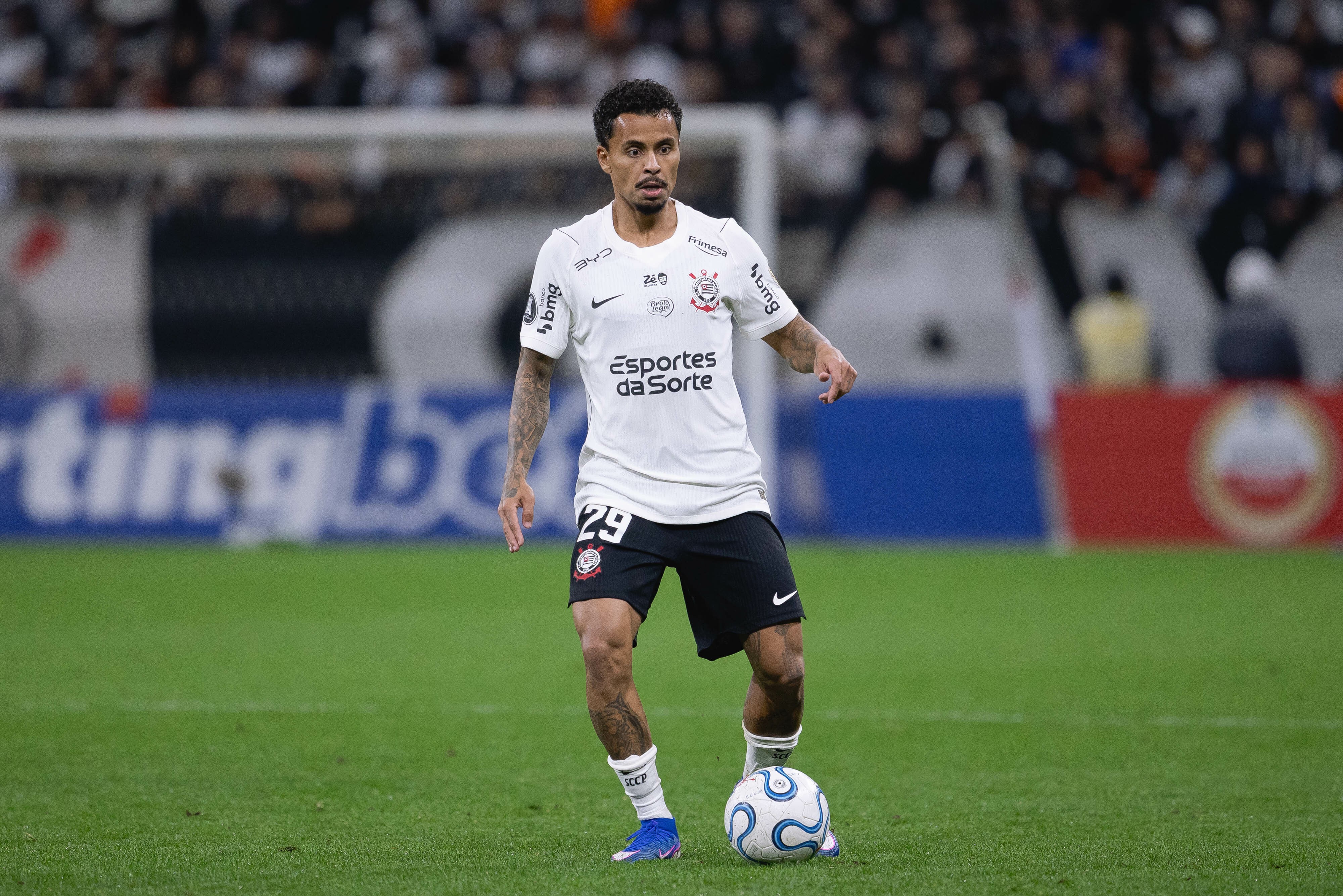 Radar dos emprestados: Flamengo tem joia na Série C, jogador com grave lesão e retornos para 2027