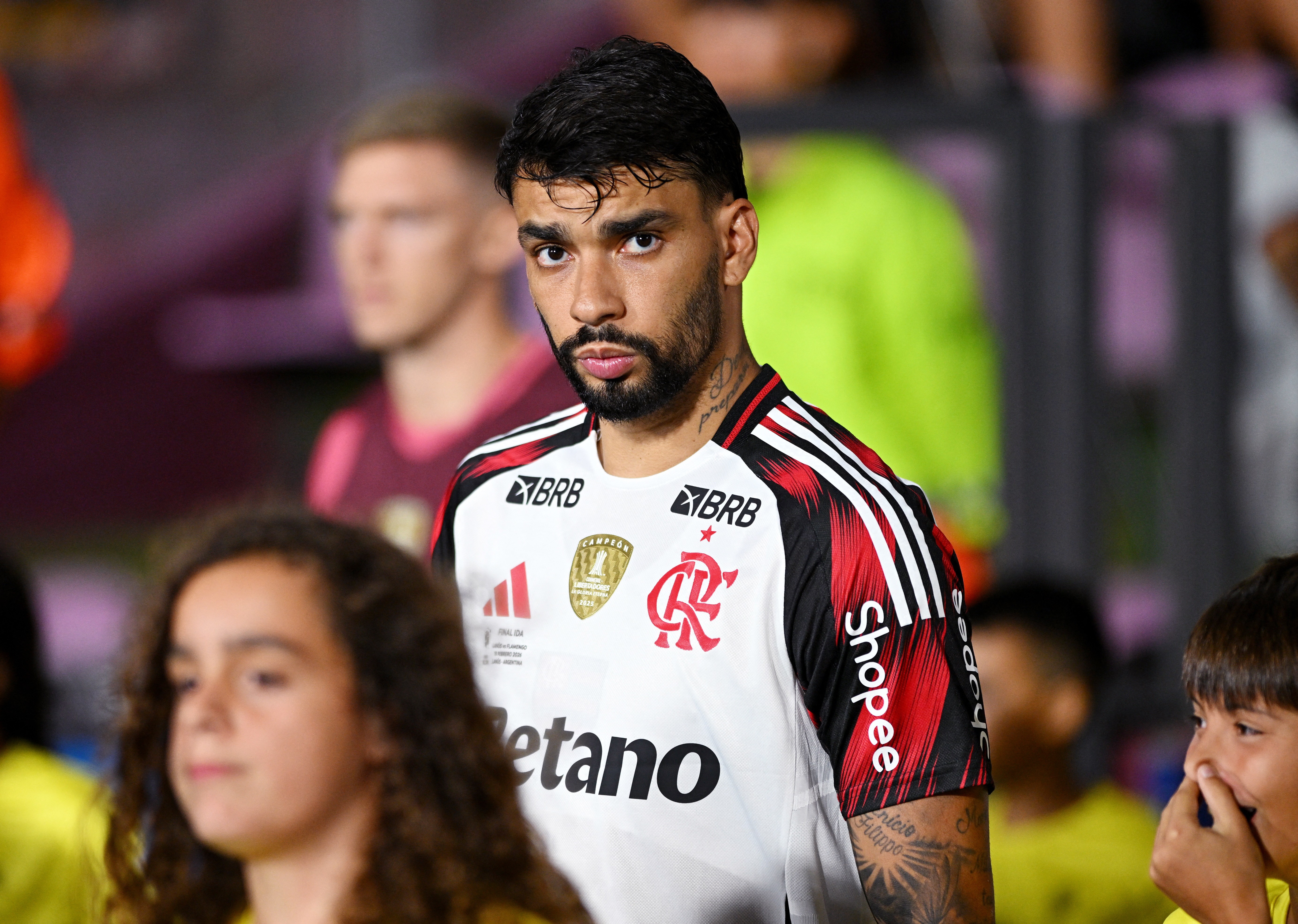 Filipe Luís Explora Novas Alternativas para Paquetá no Flamengo: A Busca pela Posição Ideal do Meia