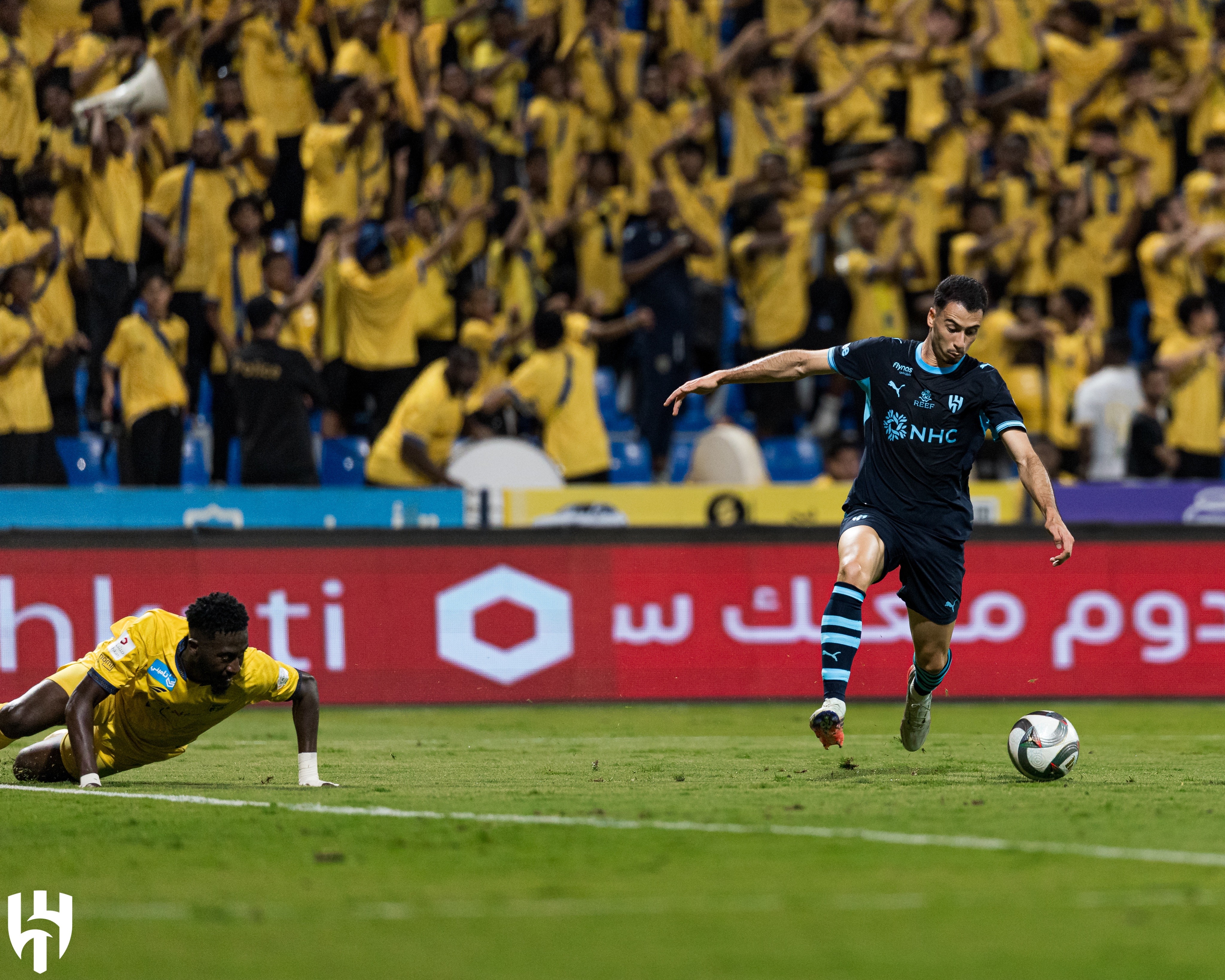 Gabriel Martinelli crava hat-trick em goleada do Al-Hilal