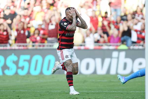 Lesões confirmadas de Viña e Cebolinha; Jogadores do Flamengo passarão por cirurgias.