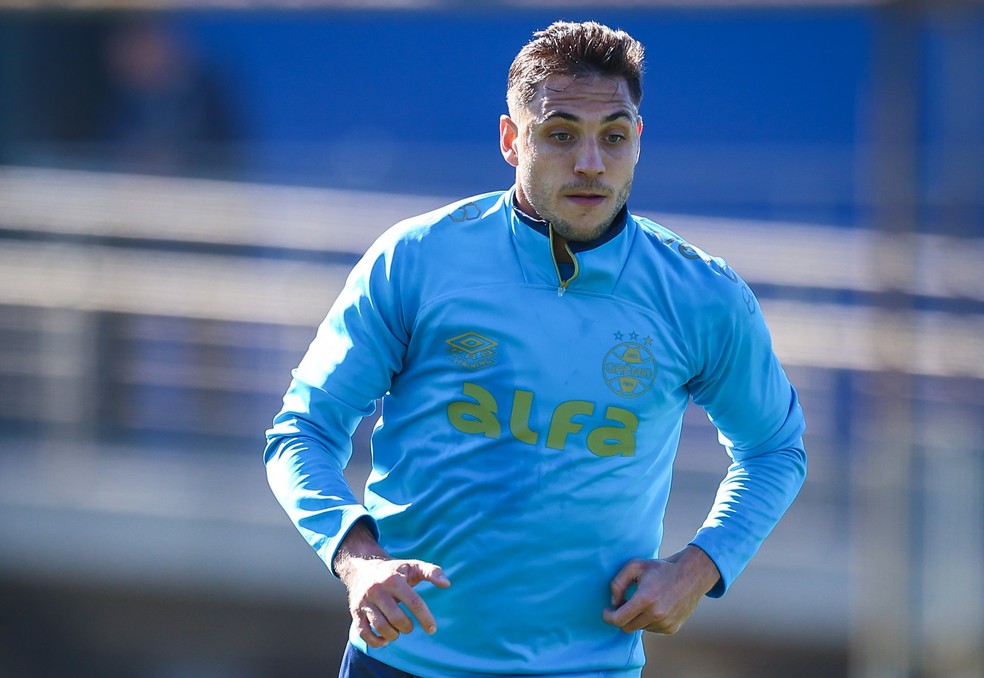 Camilo em treinamento do Grêmio — Foto: Lucas Uebel / Grêmio FBPA