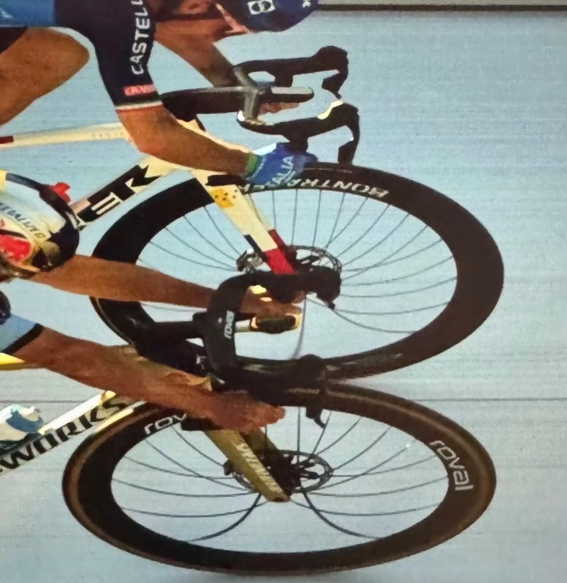 Vice-campeão contesta 'photo finish' do Europeu de Ciclismo: "Revi centenas de vezes"