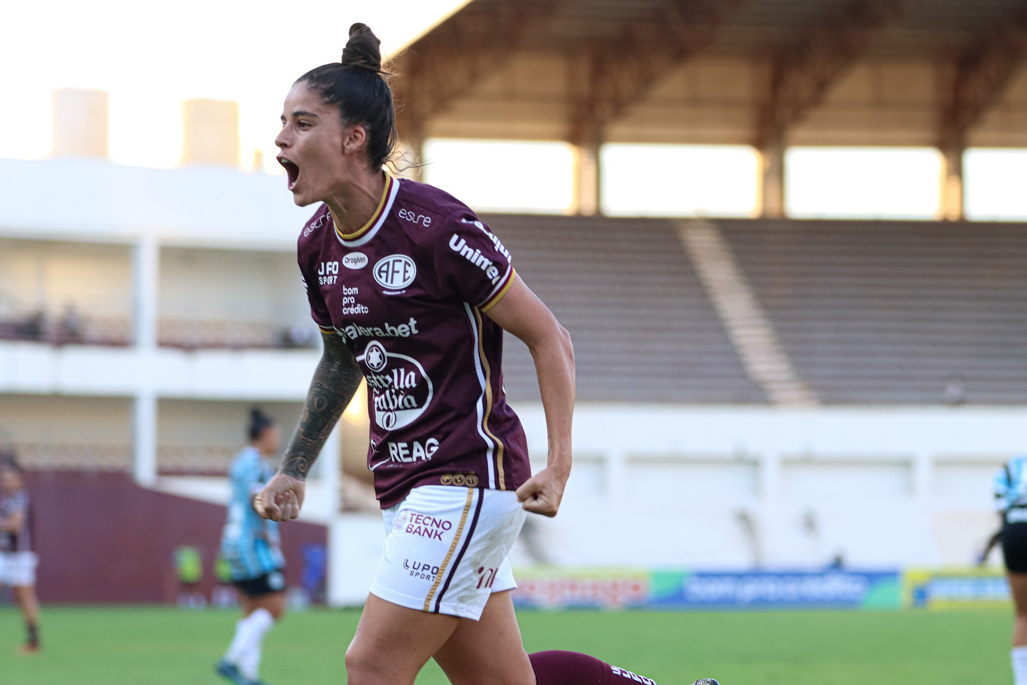 Fluminense encaminha contratação de Patrícia Sochor para 2026; Palomar deixa o clube