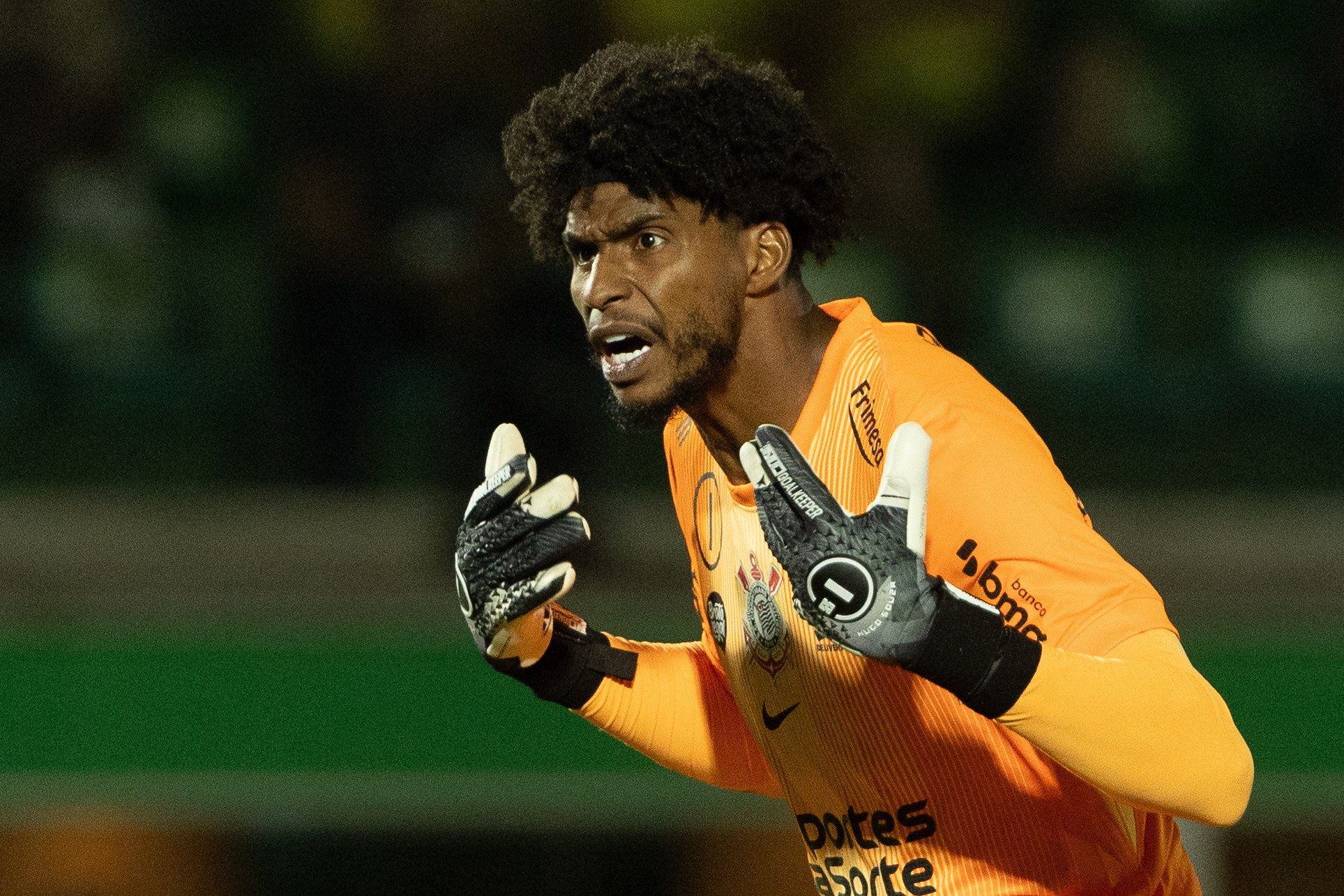 Corinthians Enfrenta Velhos Fantasmas e Luta para Sair da Zona de Baixa no Brasileirão
