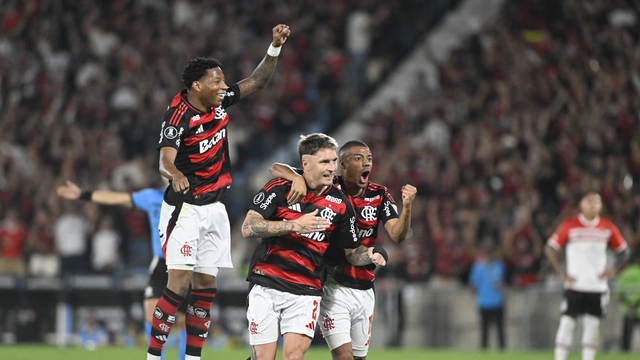 Comemoração do segundo gol em Flamengo x Estudiantes