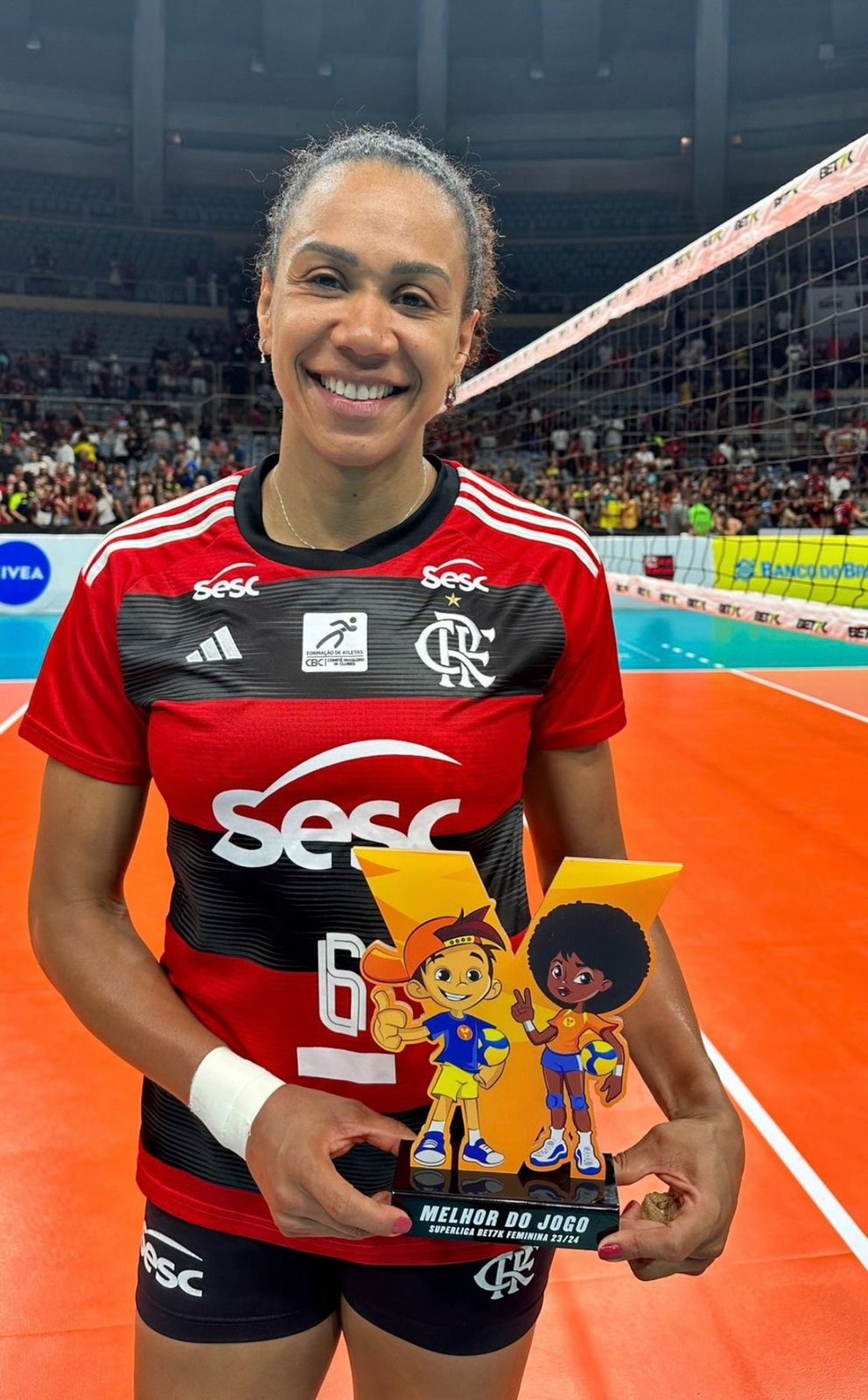 Juciely é eleita a jogadora da partida — Foto: Reprodução/ Instagram