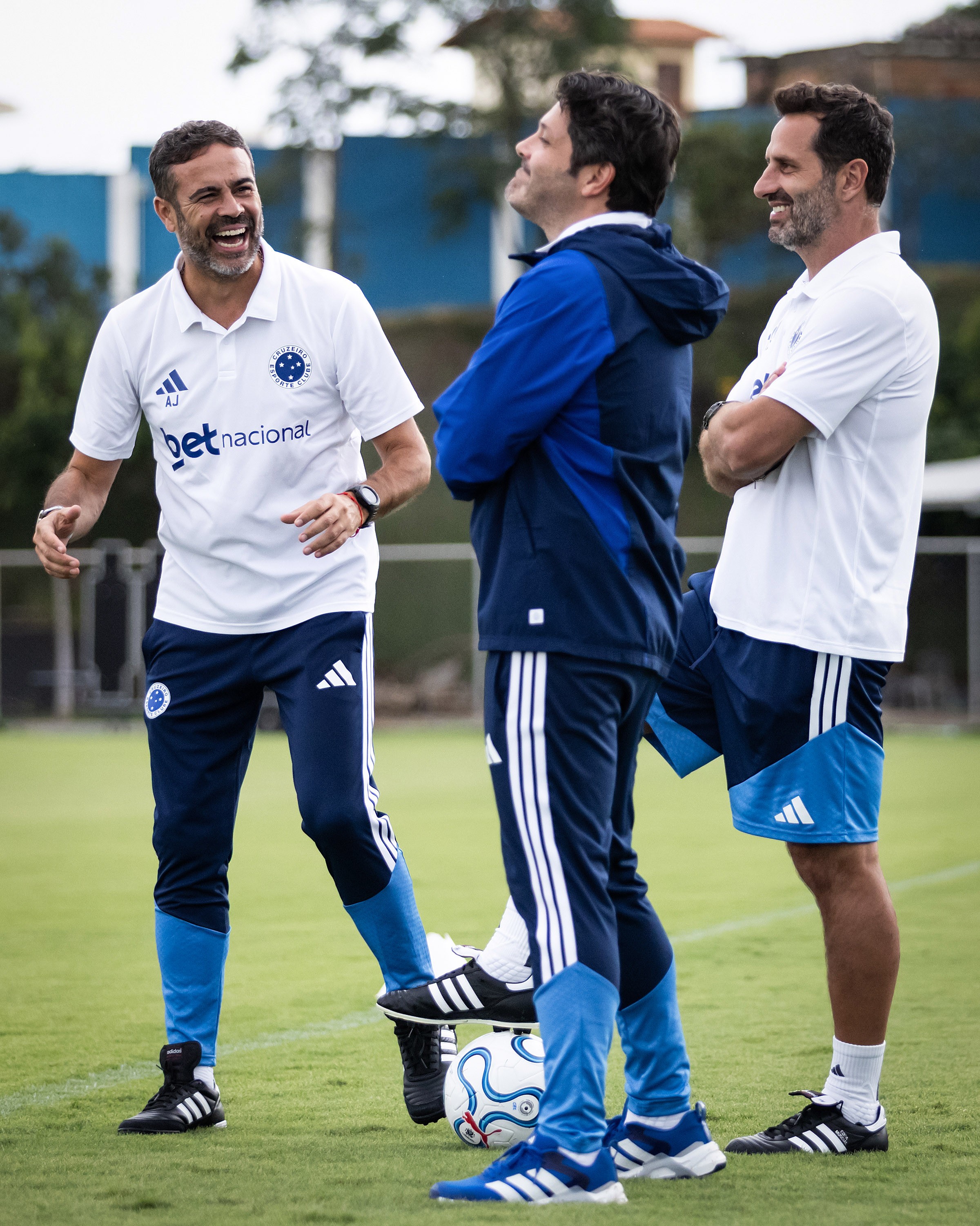 Kaio Jorge em Dúvida e Romero Confirmado: Cruzeiro se Prepara para Enfrentar Universidad Católica