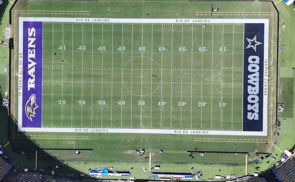 Gramado do Maracanã pronto para receber a NFL — Foto: Reprodução/MaracaTV