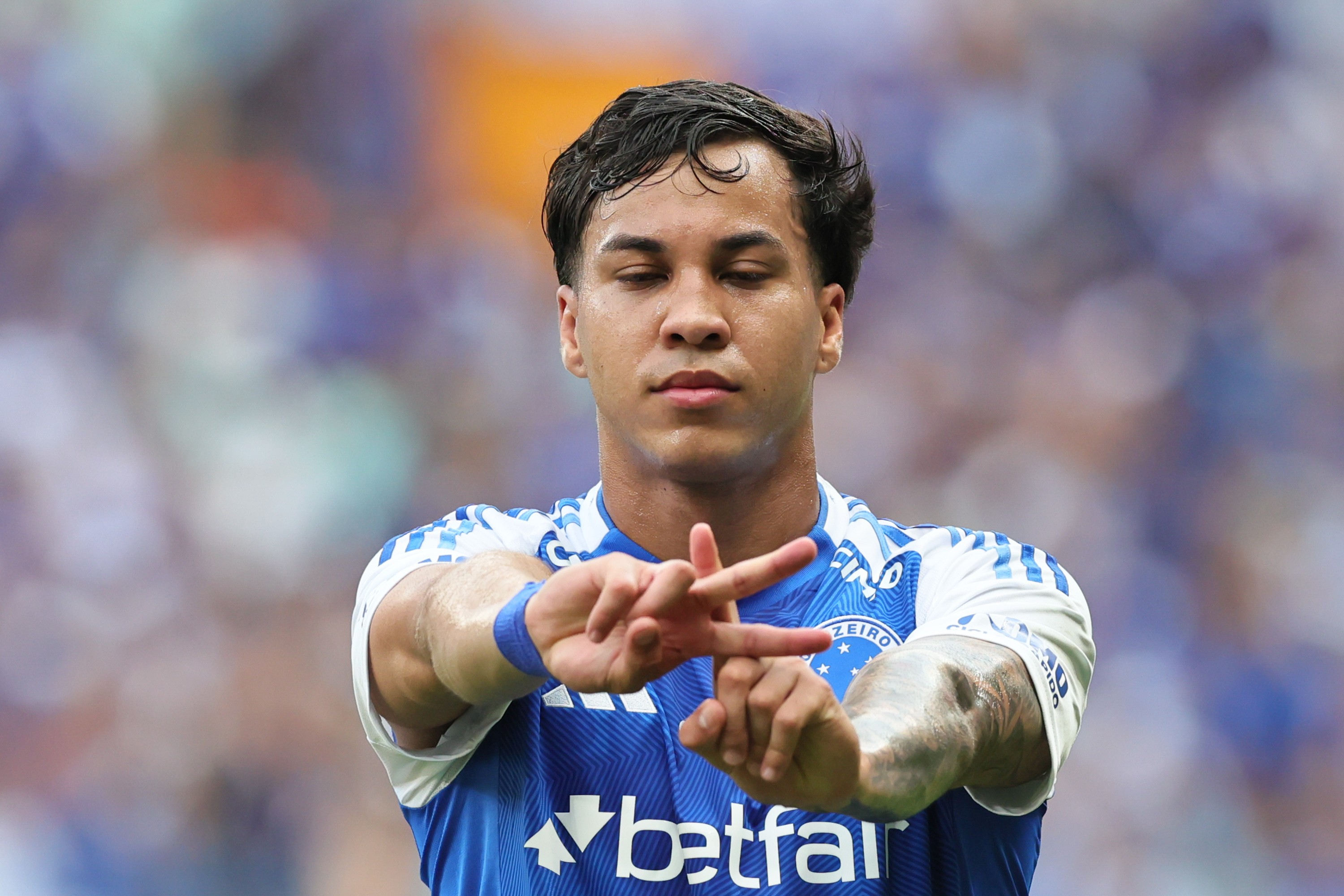 Milagre de Cássio e gol rápido de Kaio Jorge marcam Cruzeiro x Vitória.