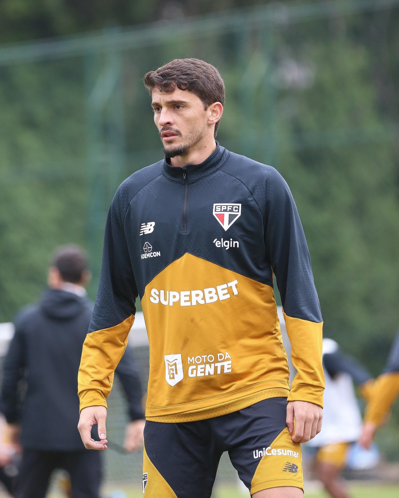 Pablo Maia treina pela primeira vez sem máscara e se aproxima de retorno ao São Paulo