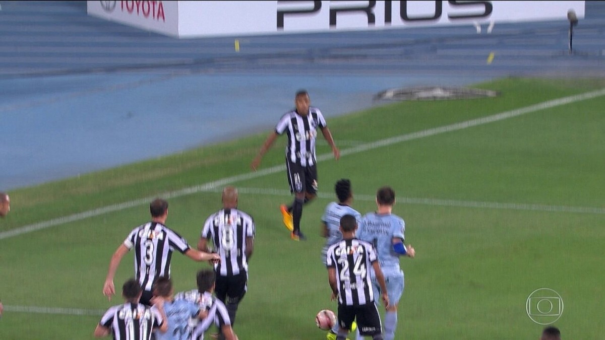 VÍDEO: Maurício fala sobre duelo decisivo na Libertadores: 'Maior