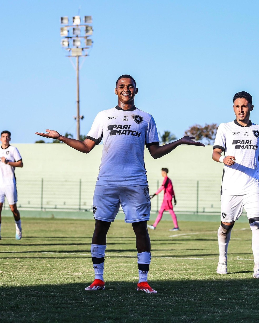 Mundial Sub-20: Brasil vence o time Sub-23 do Botafogo em jogo-treino, seleção brasileira