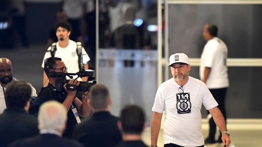 Augusto critica oposição por pedido de impeachment no Corinthians: "Deveria se preocupar em ajudar"