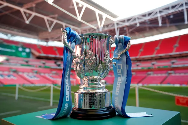 Inglaterra encerra 3ª e 4ª divisões, mas mantém playoffs de acesso (com  direito a final em Wembley), futebol inglês