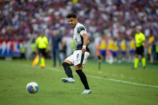 Romero lamenta chances desperdiçadas, mas afirma: 