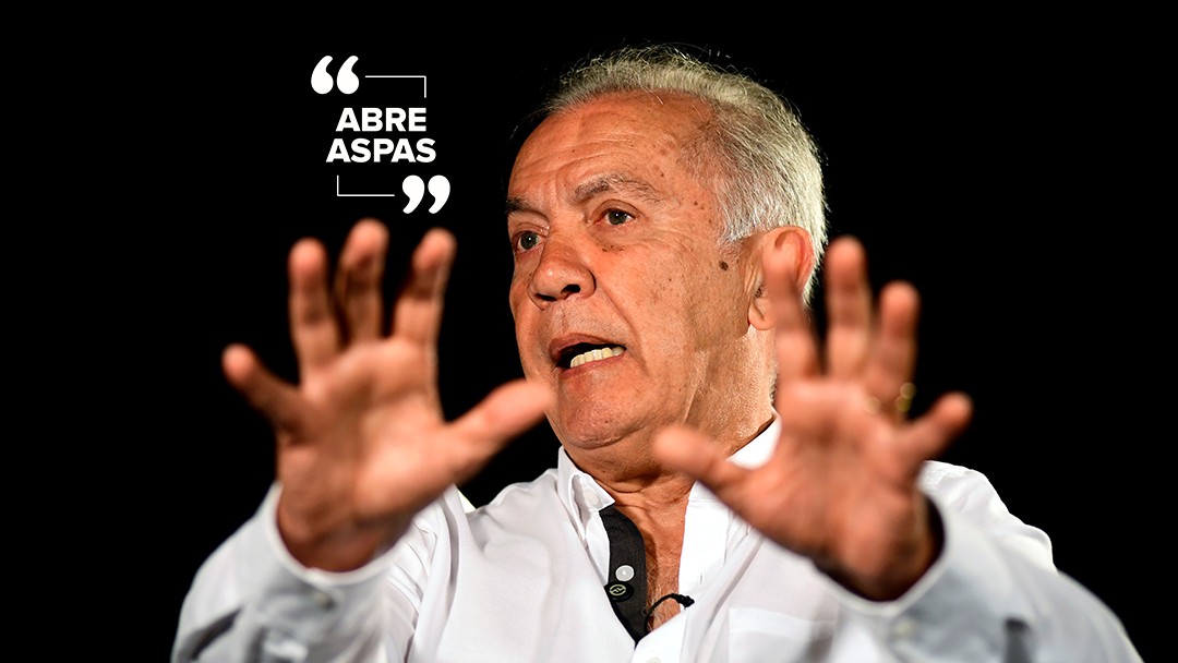 Nelsinho Baptista e a vida no futebol: de traficantes a príncipes malucos