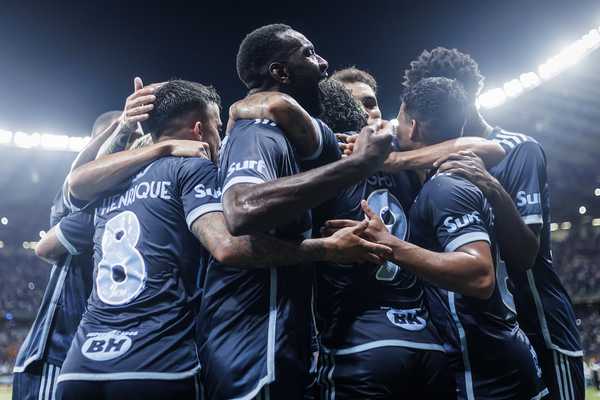 Desafio: Cruzeiro precisa vencer para avançar à semifinal do Mineiro.