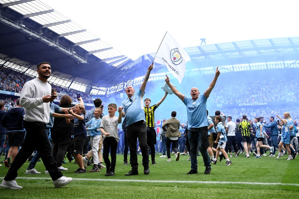 Torcedores do Manchester City se desesperam, choram e comemoram muito o  título da Champions League; VEJA a reação - ESPN Video
