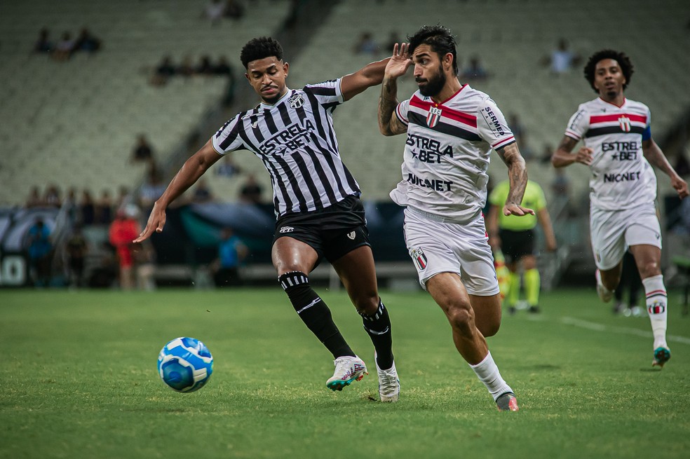 Ceará se esforça, mas empata com Botafogo-SP e acumula 12 jogos sem vencer  fora de casa - Jogada - Diário do Nordeste