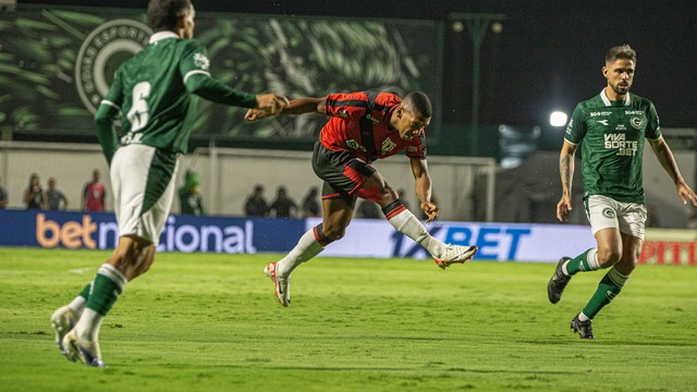 Atl&eacute;tico-GO teve chances mais claras no segundo tempo
