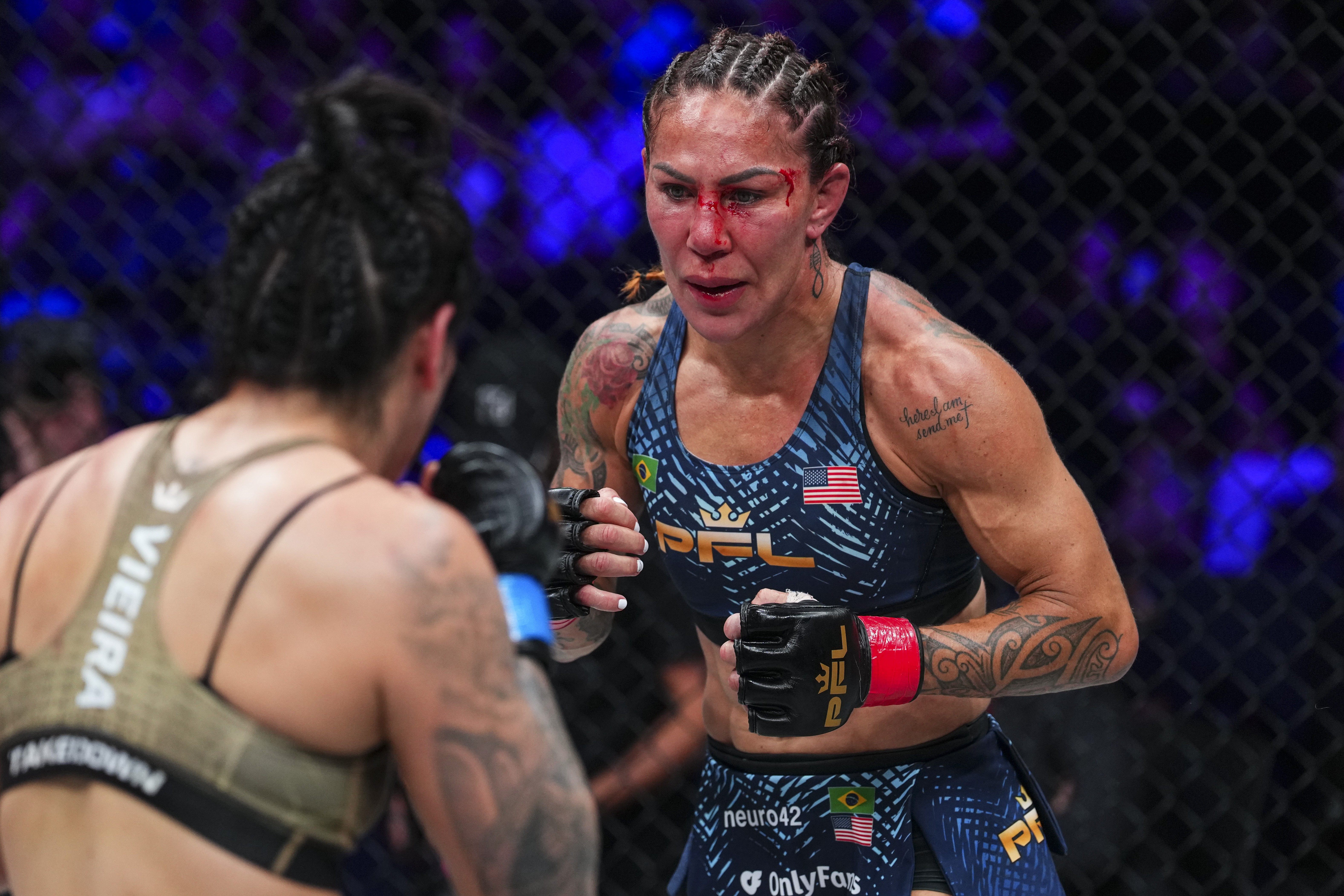 Conor McGregor quer Cris Cyborg no Bare Knuckle, revela sócio do irlandês