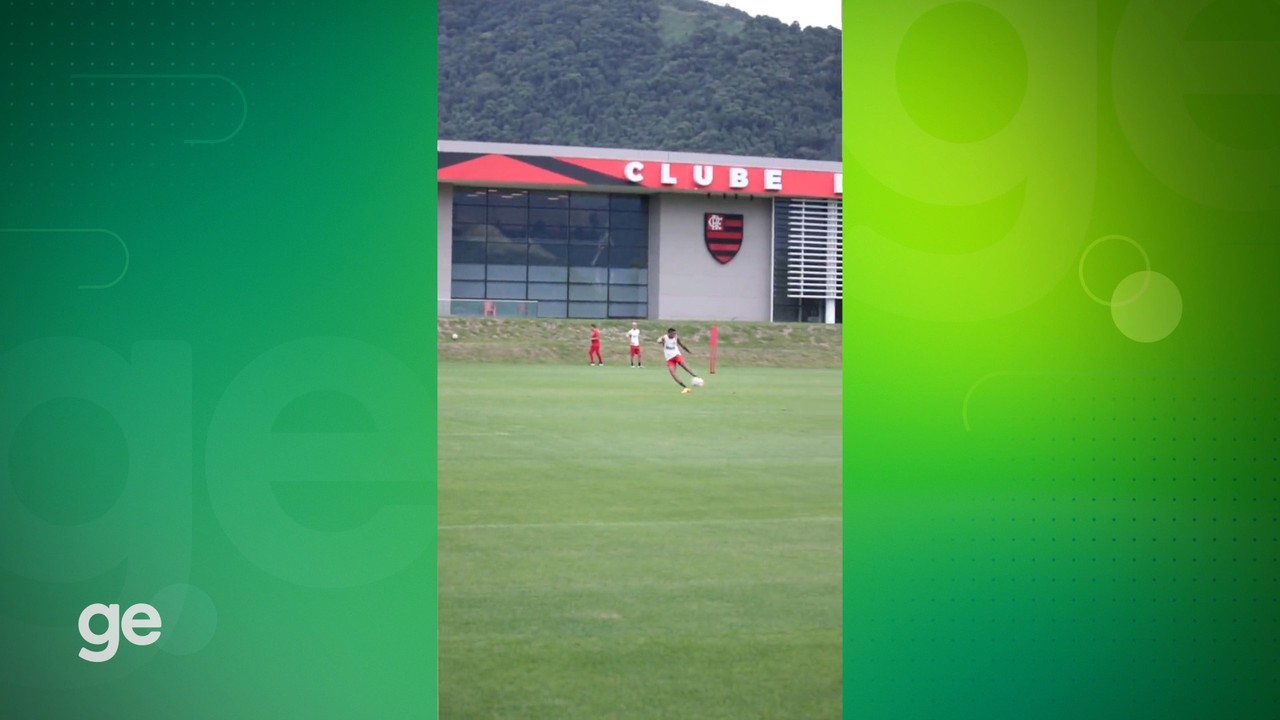 Bruno Henrique, Arrascaeta, Gerson, Cebolinha e André fazem gols em treino do Fla