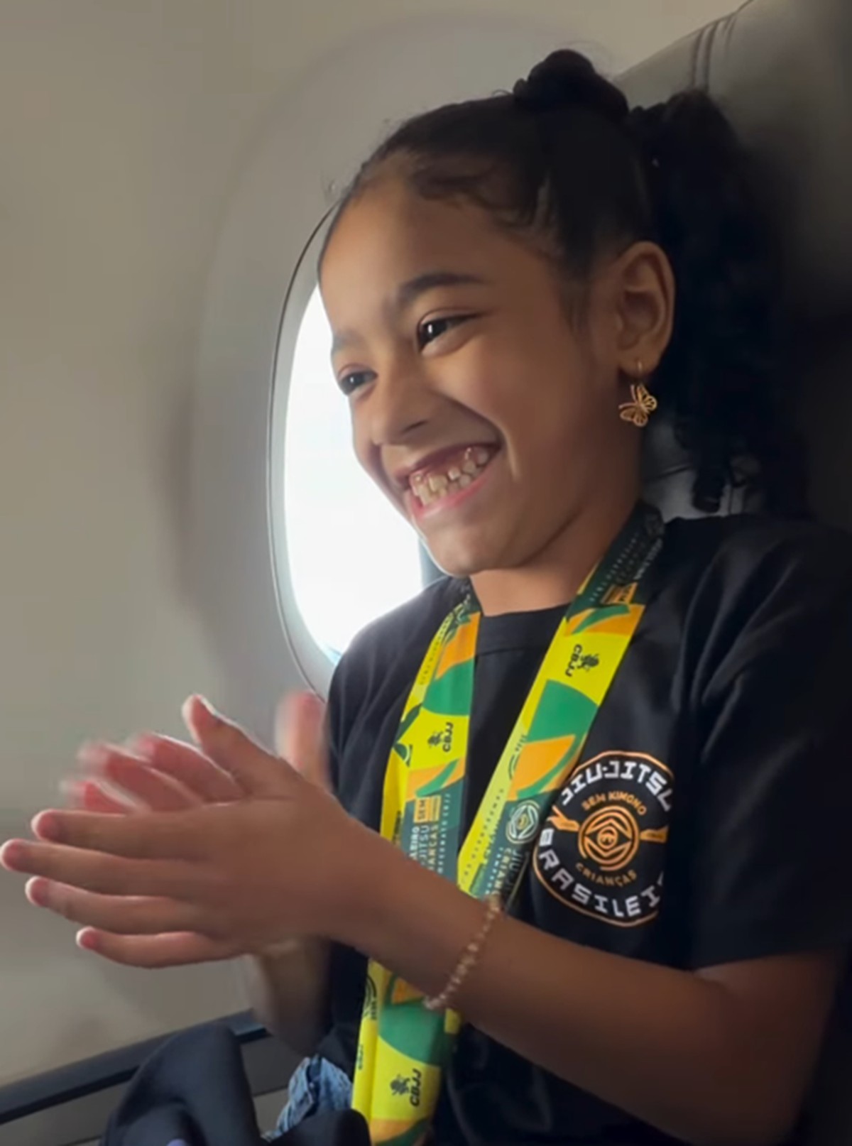 Que fofo! Prata no Brasileiro de Jiu-Jitsu, Joaninha é homenageada em avião e vídeo viraliza