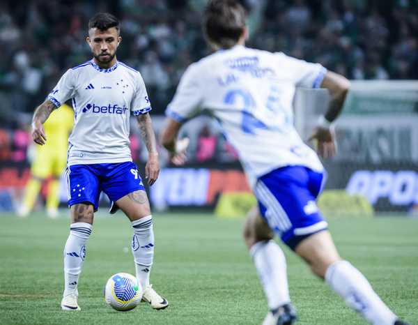 Cruzeiro reporta lesão no quadril de volante Matheus Henrique no meio-campo
