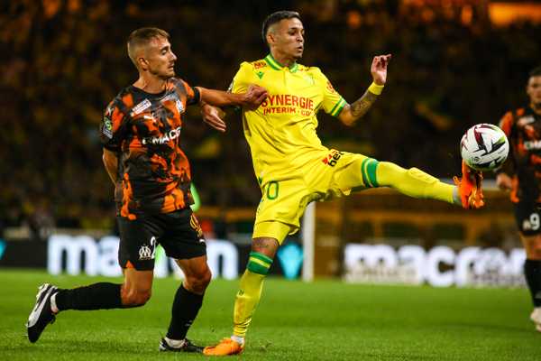 Vasco acerta contratação do atacante Adson e finaliza detalhes com o Nantes | vasco